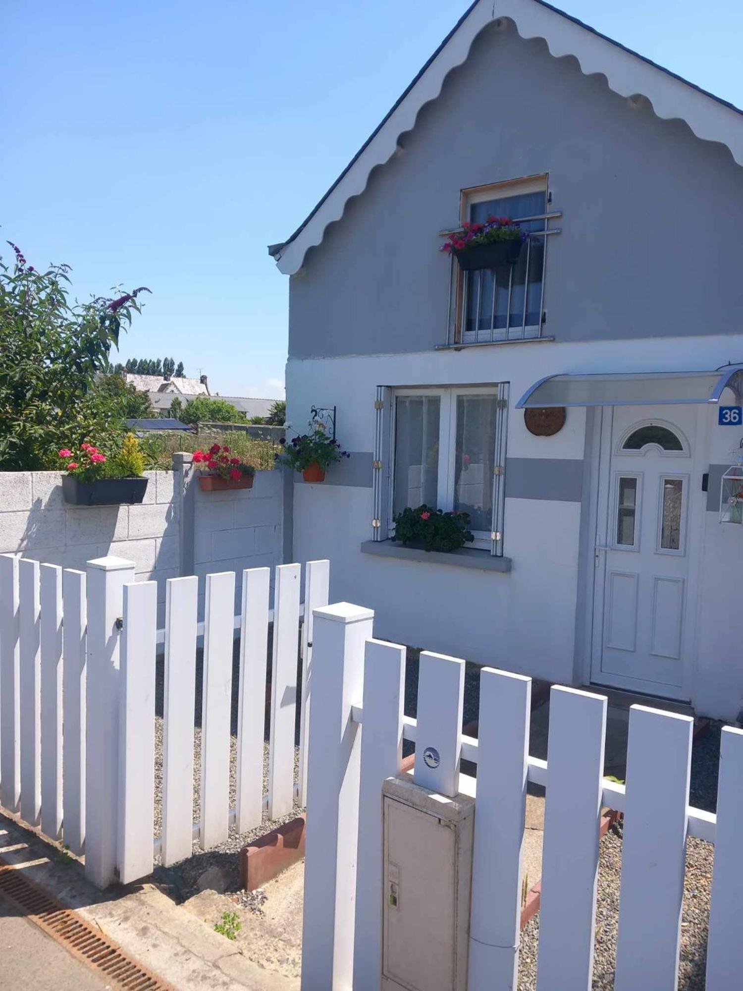 Gite The Georgette House Villa Pontorson Exteriör bild